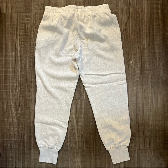 Under Armour Women’s Sweatpants - Picture 4 of 6